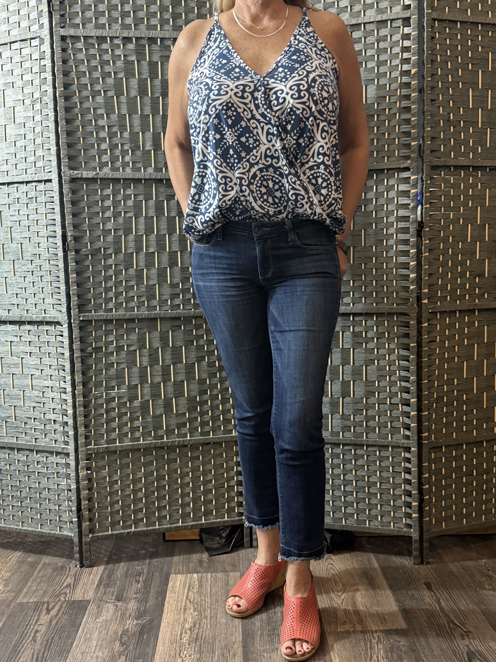 Women's Printed V-Neck Tank Top - Blue Sz LG